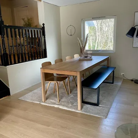 Szálloda Aalesund 5 Bedroom!