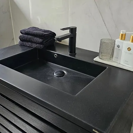 Aalesund 5 Bedroom! 酒店 奥勒松