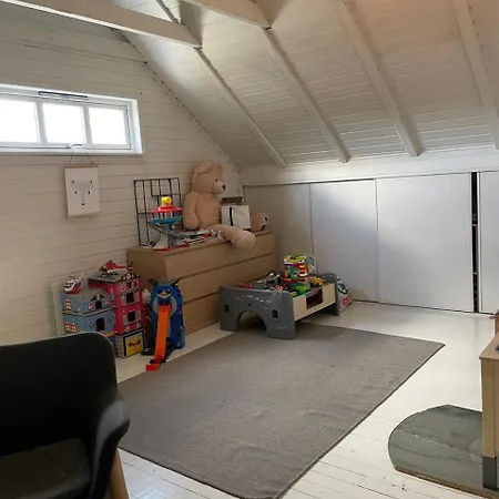 ホテル Aalesund 5 Bedroom!